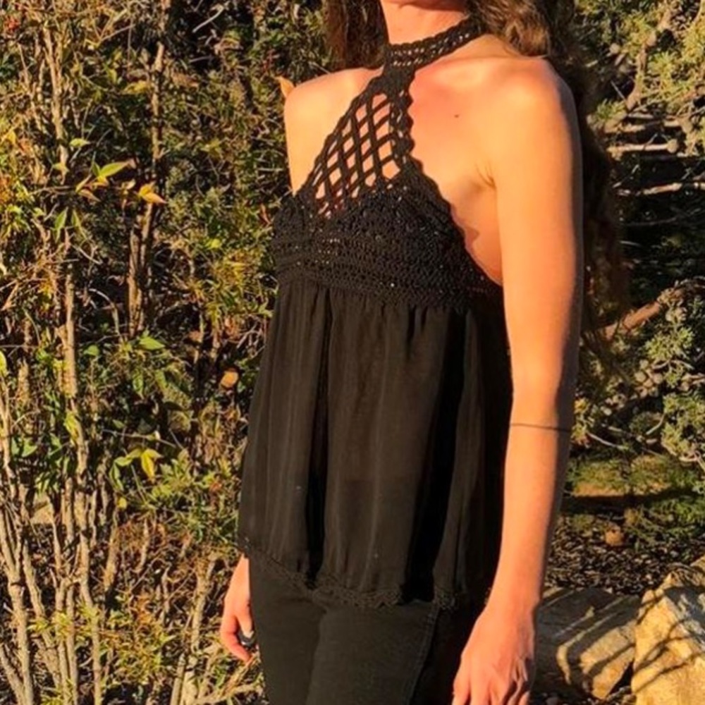 MAX AZRIA COLLECTION Silk Crotchet Halter Top - Picture 11 of 11